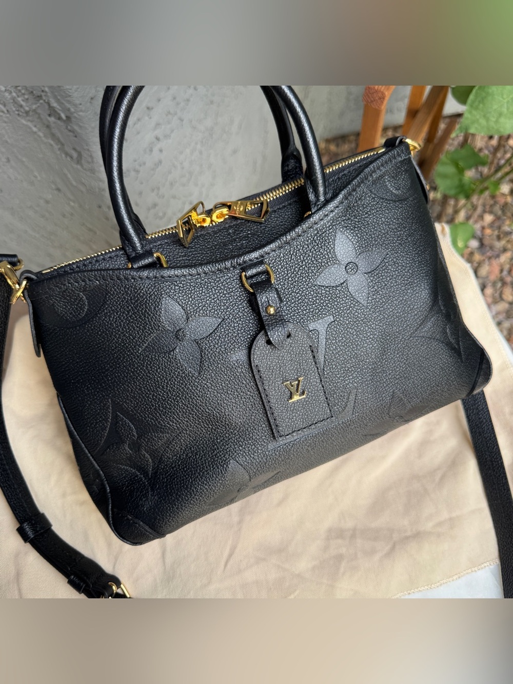 Louis Vuitton Empreinte Trianon PM - Picture 3 of 16